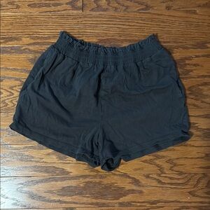 ⭐️Black Elastic Waist Casual Shorts